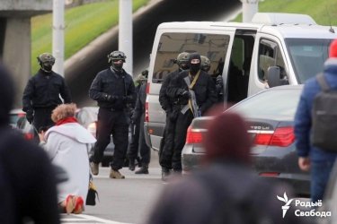 Фото 8 — Протесты в Минске: полиция устроила стрельбу резиновыми пулями (ФОТО, ВИДЕО)