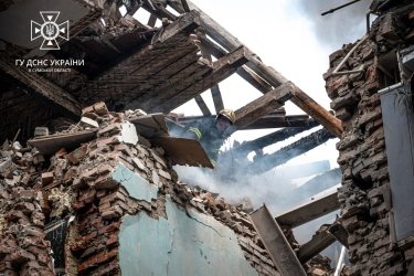 Фото 4 — Военные РФ атаковали Сумы дронами: есть жертва и разрушения
