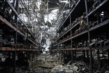 Фото 3 — Российская ракета уничтожила 1,6 млн бутылок вина на складе компании GoodWine (ФОТО)