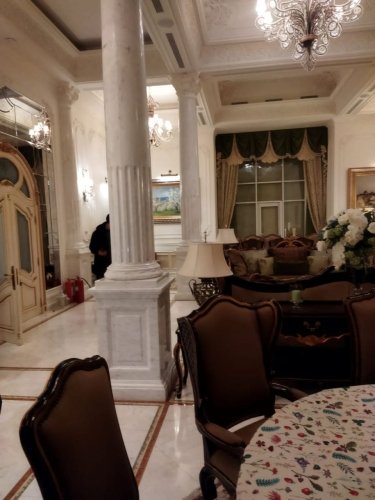 Фото 7 — Суд арестовал имущество жены Медведчука более чем на 5,6 млрд грн