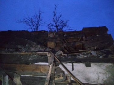 Фото 19 — Новогодние обстрелы: В Херсоне пострадала детская больница, в Никополе повреждено до 20 зданий (ФОТО)