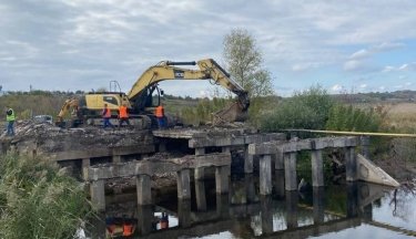 Фото 3 — Понад 400 км доріг на Харківщині розчистили від наслідків бойових дій