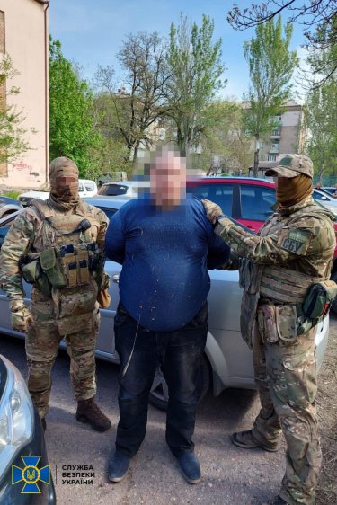 Фото 4 — В Запорожье задержали агентов РФ, которые готовили теракты против командования ВСУ и спецназовцев СБУ