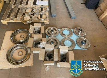 Фото 11 — Из Украины хотели вывезти в "восточноазиатскую страну" украденные с "Мотор Сичи" авиакомплектующие: дельцов поймали