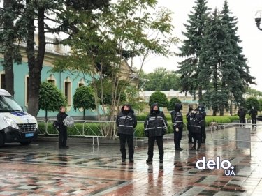 Фото 10 — Авакова в отставку: в центре Киева требуют увольнения главы МВД (ФОТО, ВИДЕО, ОБНОВЛЯЕТСЯ)