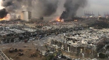 Фото 3 — В порту Бейрута прогремел мощнейший взрыв — сотни людей пострадали (ВИДЕО)