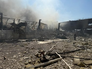 Фото 2 — У Києві Росія зруйнувала офісно-складський комплекс одного з найбільших ІТ-дистриб’юторів