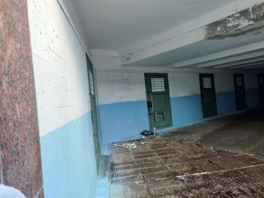 Фото 2 — В Киеве подземный переход решили превратить в следственный изолятор (ФОТО)