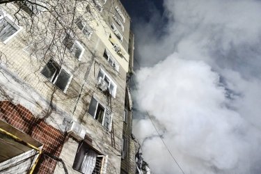 Фото 24 — В Днепре россияне ударили ракетой по многоэтажке - разрушили один подъезд, 12 человек погибли