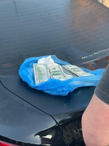 Фото 10 — В Одессе поймали трех членов Ндрангеты: пытались провезти 60 кг кокаина среди бананов