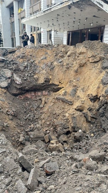 Фото 4 — Оккупанты ударили ракетами по Константиновке и Краматорску, есть раненый (ФОТО)