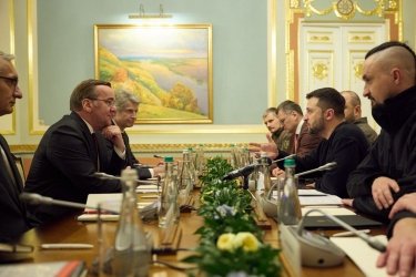 Фото 8 — Німеччина оголосила про пакет військової допомоги Україні на €1,3 мільярда із чотирма IRIS-T