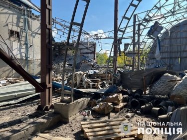 Фото 3 — Российские войска нанесли четыре ракетных удара по Краматорску: 11 раненых (ФОТО)