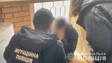 Фото 3 — Николаевскую бизнес-леди задержали, подозревая в пытках двух греков ради квартир (ВИДЕО)