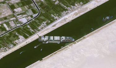 Фото 3 — Мировые цены на нефть растут из-за блокировки Суэцкого канала (ФОТО)