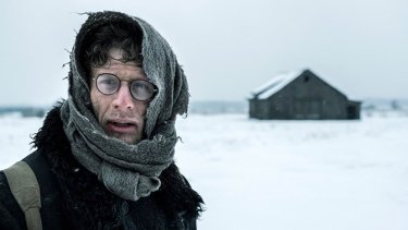 Фото 2 — Даже герои-одиночки могут изменить мир — режиссер Агнешка Холланд о "Цене правды"