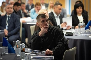 Фото 2 — В 2025 году на расширение программ занятости и поддержки бизнеса выделено 6,3 млрд грн: основные планы