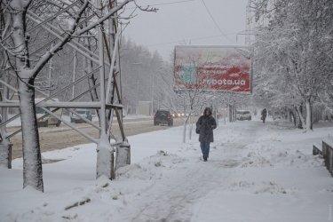 Фото 14 — На юг Украины обрушился снегопад, в Одессу закрыли въезд фурам (ФОТО, ВИДЕО)