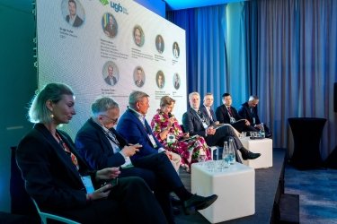 Фото 2 — Підсумки Ukraine Recovery Conference: UGB (Укргазбанк) посилює міжнародне партнерство для відновлення України