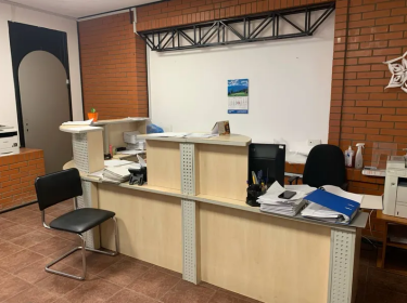 Фото 2 — ФГВФО виставив на аукціон приміщення Комінвестбанку біля Майдану Незалежності: яка стартова ціна лоту