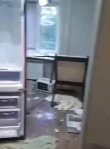 Фото 6 — В Киеве будут судить пятерых подростков, разгромивших съемную квартиру ради видео в TikTok