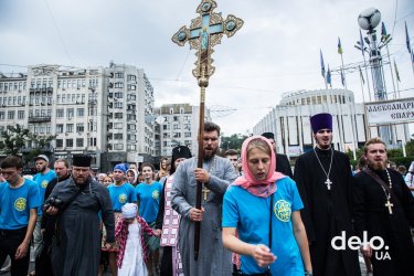Фото 48 — "Мы сюда приехали мира просить" — как в Киеве прошел Крестный ход УПЦ МП (фото)