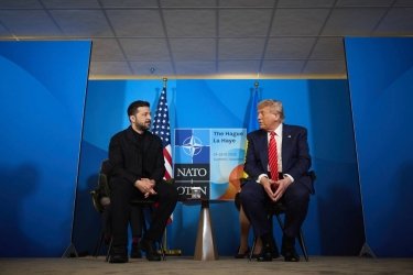Фото 2 — "Будем работать дальше": Зеленский рассказал о встрече с Трампом на саммите НАТО (ФОТО)