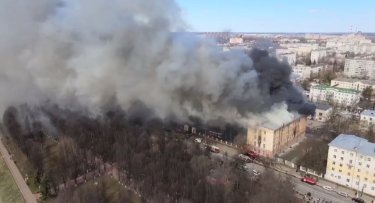 Фото 4 — Через пожежу в НДІ Міноборони РФ у Твері загинуло 5 людей