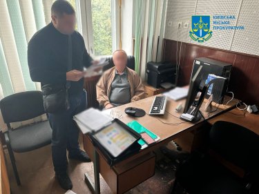 Фото 2 — Директора заводу "Київприлад" піймали на хабарі за неформальну оренду приміщення (ФОТО)