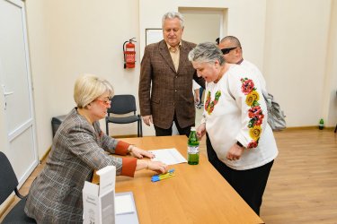 Фото 37 — В переполненном переселенцами Мукачево открыли хаб для их интеграции в общину (ФОТО)
