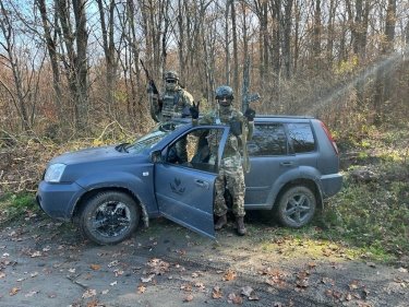 Фото 3 — За минулий тиждень ЗСУ отримали два позашляховики і вантажівку за сприяння Favbet Foundation