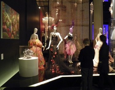 Фото 5 — Dior привез в Москву 110 платьев