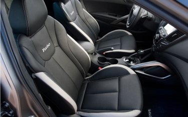 Фото 17 — Hyundai представила Genesis Coupe и Veloster Turbo в Детройте