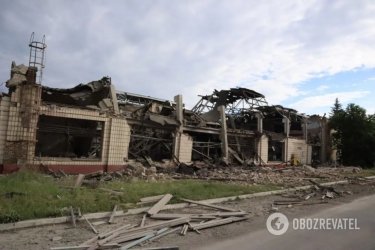 Фото 3 — Ракетные удары по Киеву: обстреляли Дарницкий вагоноремонтный завод