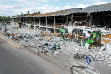 Фото 2 — Під Києвом відкрили ТРЦ, який був повністю знищений росіянами у перші дні війни