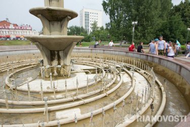 Фото 20 — В День десантника отключили фонтаны, но без жертв не обошлось (ФОТО)