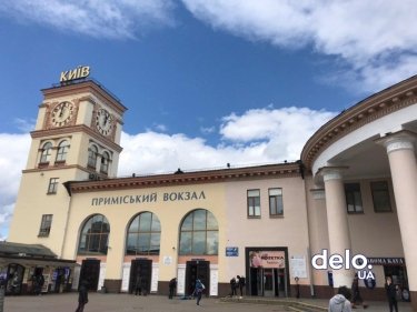 Фото 2 — Без "зайцев", но с туалетами: что происходит на ж/д вокзале Киева после карантина (ФОТО)
