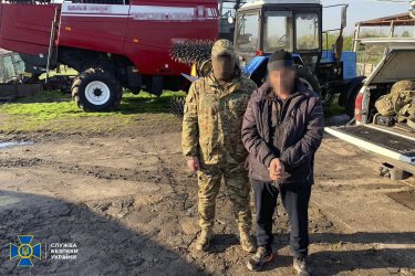 Фото 2 — В Харьковской области задержали коллаборанта, который вывез в Россию тысячи тонн украинского зерна