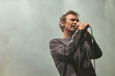 Фото 22 — "Мішо, подивися, скільки людей ти зібрав": у "Де, Що, Інше" відбувся перший великий концерт пам’яті фронтмена ADAM