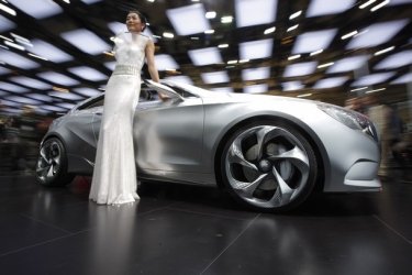 Фото 24 — Шанхайский автосалон: будущее за "зелеными" электрокарами