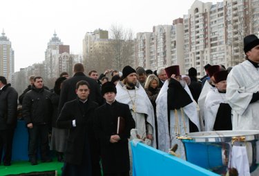 Фото 7 — Итоги дня: Власть отказалась лезть в "прорубь Ющенко"