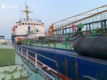 Фото 7 — ГБР раскрыло схему контрабандного ввоза в Украину российского топлива по морю
