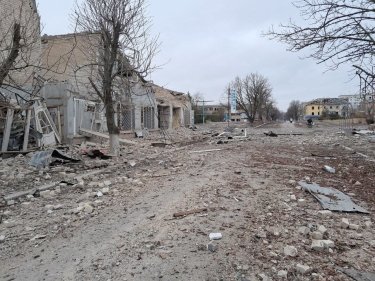 Фото 9 — На центр Берислава сбросили авиабомбу, из-за ракеты в Краматорске погиб человек: какая ситуация в регионах