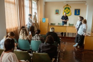 Фото 11 — 5-та хвиля допомоги лікарням: Garnier забезпечує енергетичну стійкість українських медзакладів