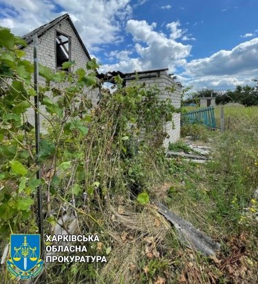 Фото 3 — Российские военные снова обстреляли Волчанск: ранен пожилой мужчина