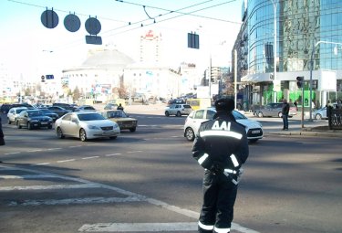 Фото 3 — К приезду президента Туркменистана возле цирка демонтировали все киоски