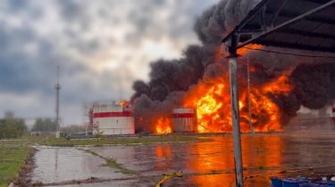 Фото 2 — Росіяни знищили нафтобазу Amic Energy