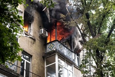 Фото 3 — Военные РФ атаковали Сумы дронами: есть жертва и разрушения