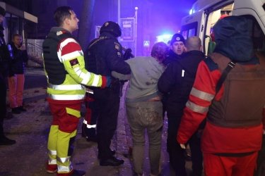 Фото 5 — РФ атаковала Харьков ракетами, попав в гостиницу Kharkiv Palace и жилой дом: 28 пострадавших (ФОТО)
