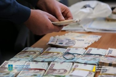 Фото 3 — НАБУ поймало депутата Киевсовета от "Слуги народа" Трубицына на взятке в 1,2 млн грн